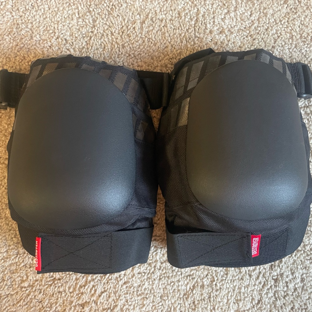 Black Knee Pads